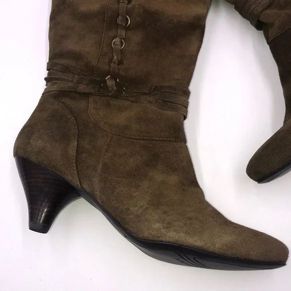 NINE WEST Nwadele Dark Green Suede Knee Boots - Picture 3 of 13